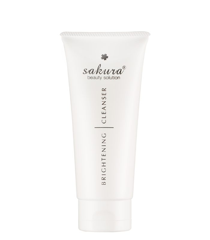 sua-rua-mat-trang-da-sakura-whitening-facial-cleanser